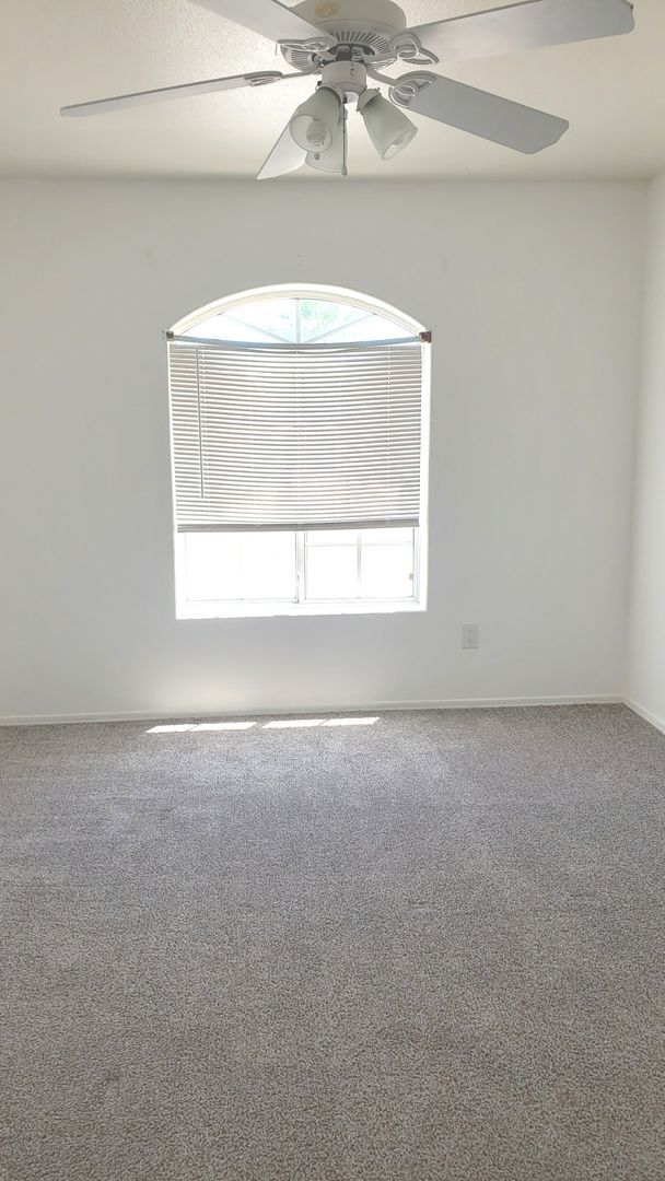 Building Photo - Mesa Del Sol Rental