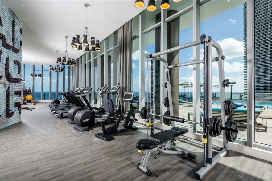 Building Photo - 4111 S Ocean Dr