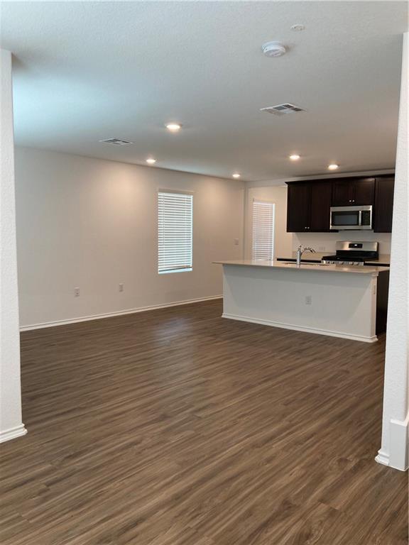 Building Photo - 7204 Dancing Wind Ln
