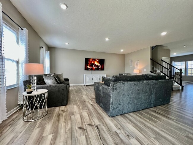 Building Photo - Brand new Executive home in Liberty Twp, Ohio