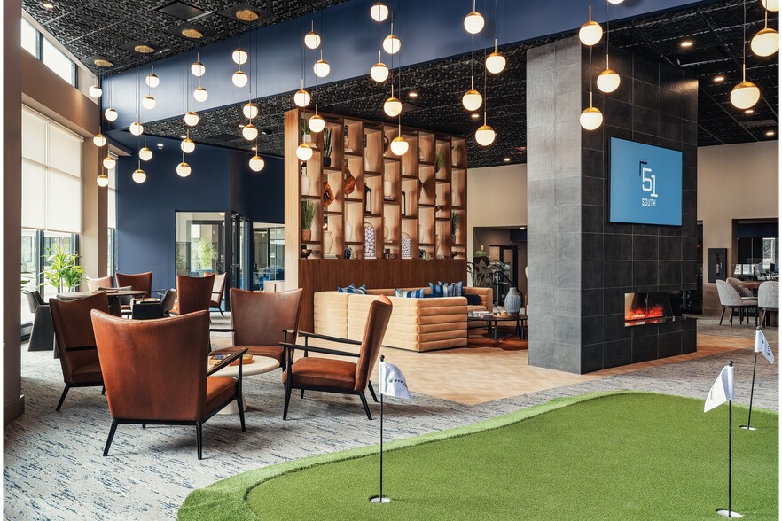 Primary Photo - 51 South