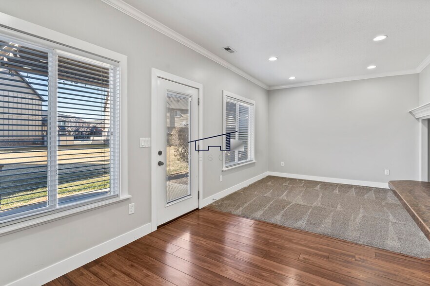 Building Photo - 2071 Madie Ln