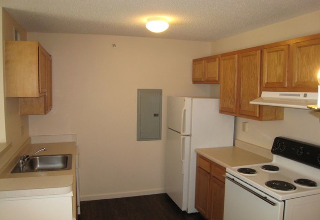 Building Photo - Pine Ridge