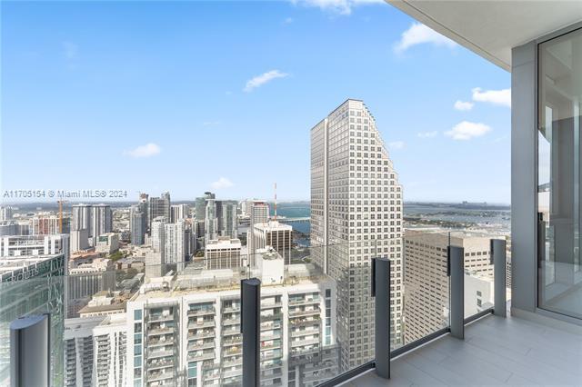 Building Photo - 300 Biscayne Boulevard Way