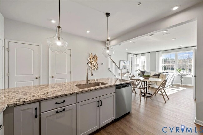 Building Photo - 13271 Coalfield Station Ln