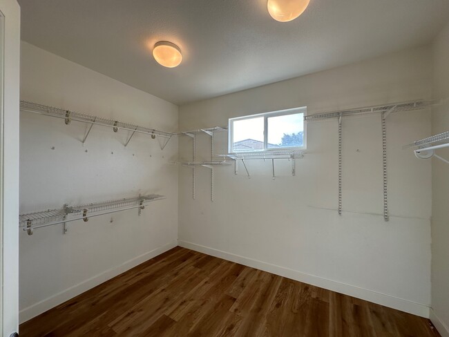 Bedroom 2: Walk-in Closet - 1944 Mokelumne Dr