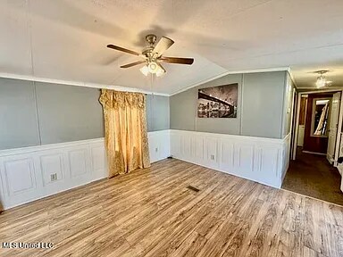 Building Photo - 7310 Pineview Dr