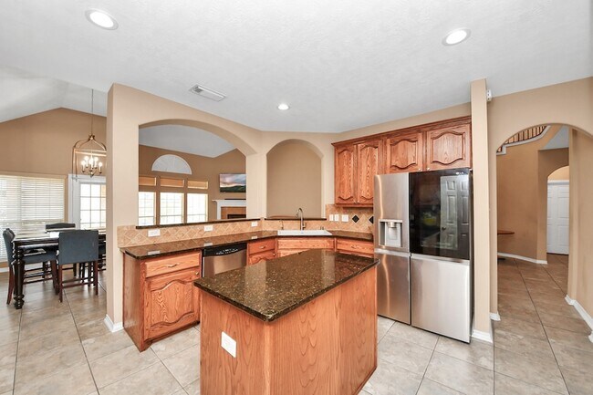Building Photo - 706 River Delta Ln