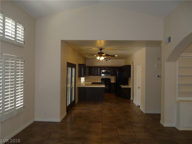 Building Photo - 7845 S Meadow Creek