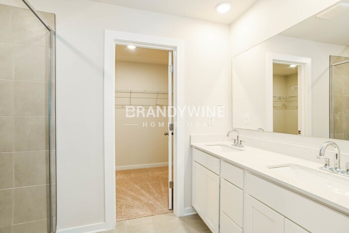 Building Photo - 2416 Appalachian Trl Dr