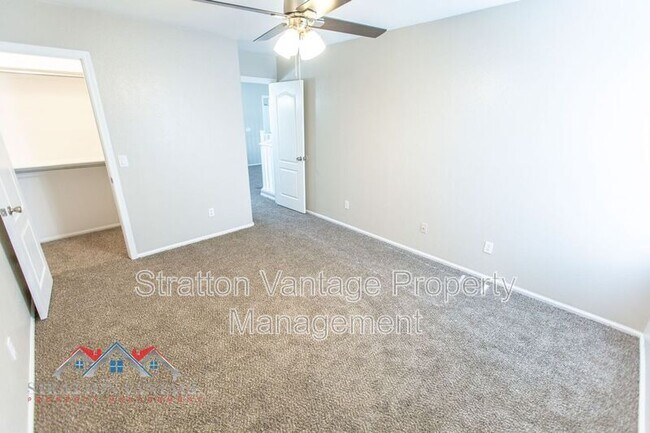 Building Photo - 16627 W McKinley St