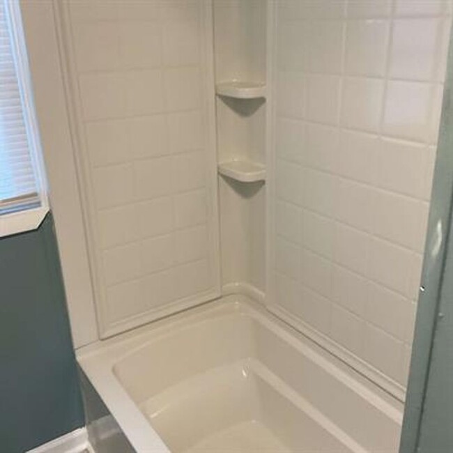 Primary Photo - For Rent – 3 Bed, 1 Bath Home in Bristol, ...