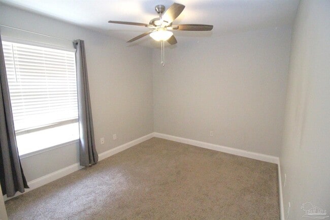 Building Photo - 388 Mirabelle Dr