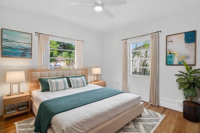 Building Photo - 2464 SW 19th St