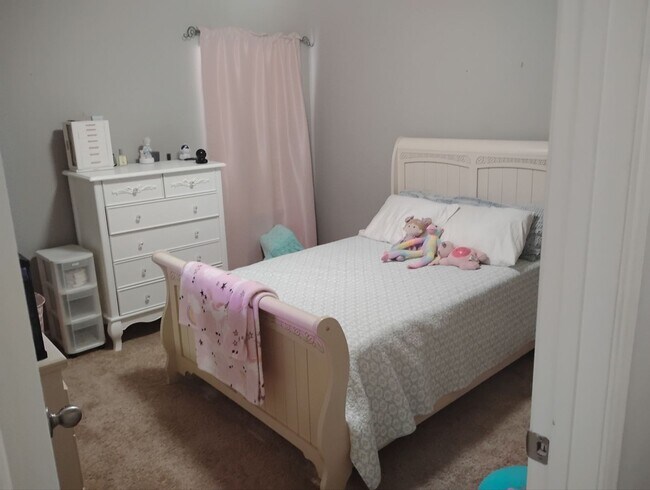 Building Photo - Modern-Lux Style 4BR/2.5BA House