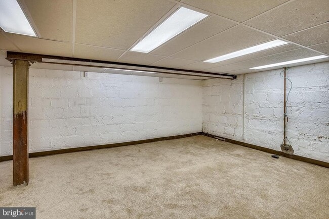 Building Photo - 119 N Peyton St