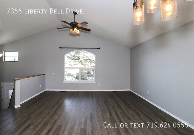 Building Photo - 7356 Liberty Bell Dr