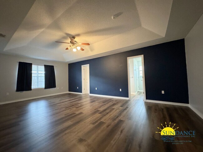 Building Photo - Stunning 4Bedroom Home in Alicia's Place of Crestview!