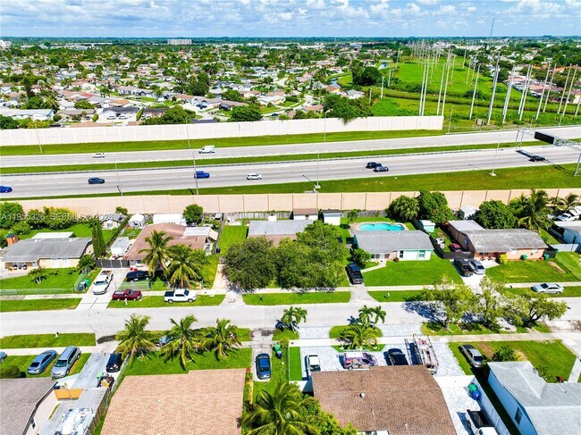 Building Photo - 26234 SW 128th Ct