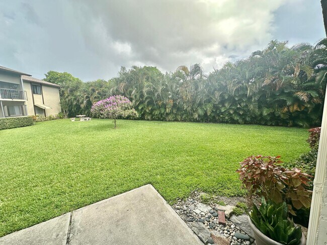 Building Photo - 5773 La Pinata Blvd