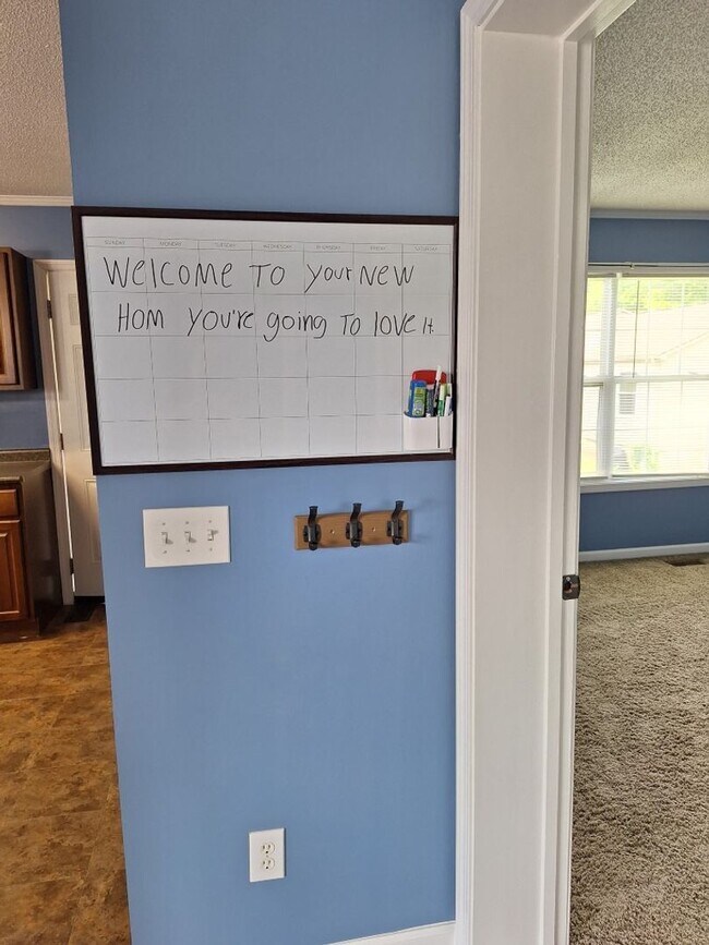 Building Photo - HOLIDAY MOVE IN SPECIAL. $500.00 OFF OF TH...