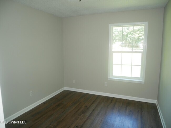 Building Photo - 2765 Normandy Cove