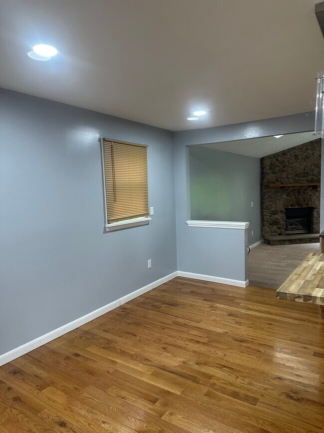 Building Photo - 1011 Hudson St