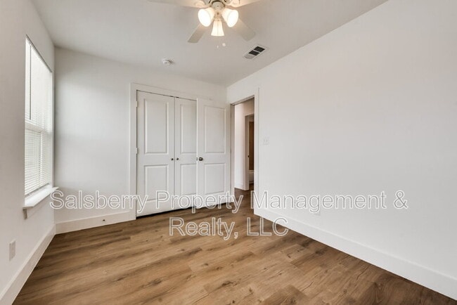 Building Photo - 168 Private Rd 2202
