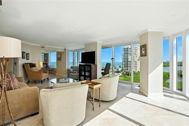 Building Photo - 20 Seagate Dr