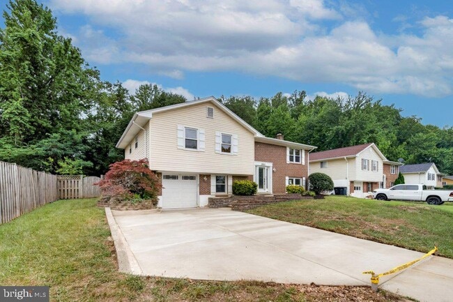 Building Photo - 2903 Ivy Bridge Rd