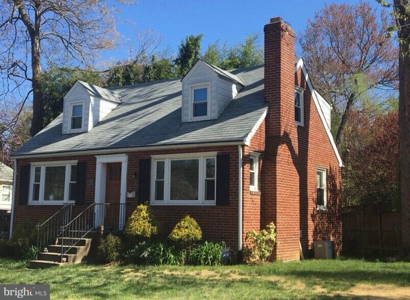 Building Photo - 6011 Ryland Dr