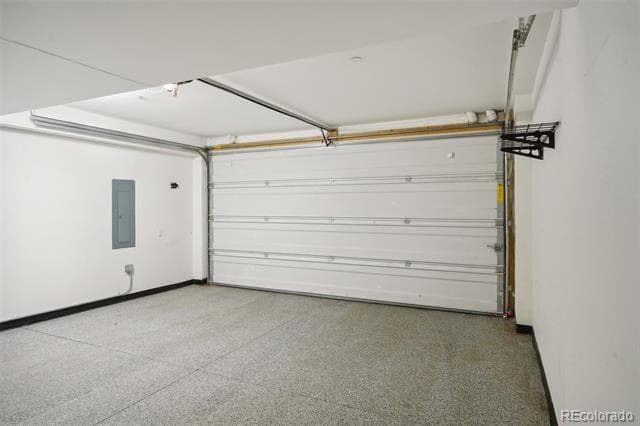 Building Photo - 4273 E 8th Ave