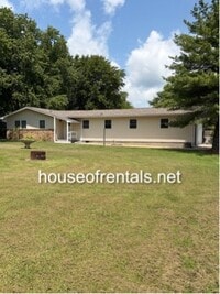 Building Photo - 1544 Cardinal Rd
