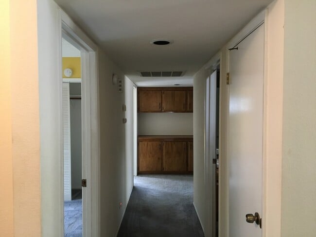 Building Photo - House