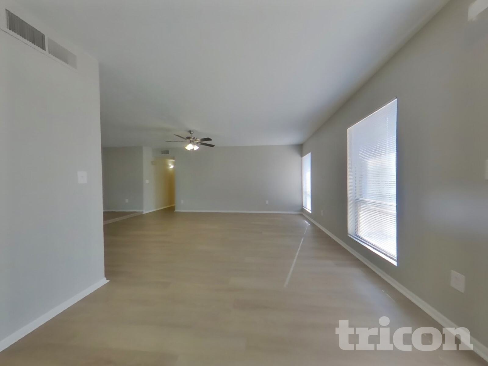 Building Photo - 955 W Santa Cruz Dr