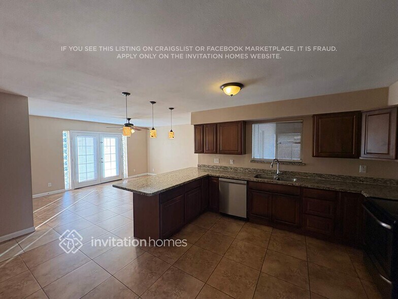 Building Photo - 2315 W St John Rd