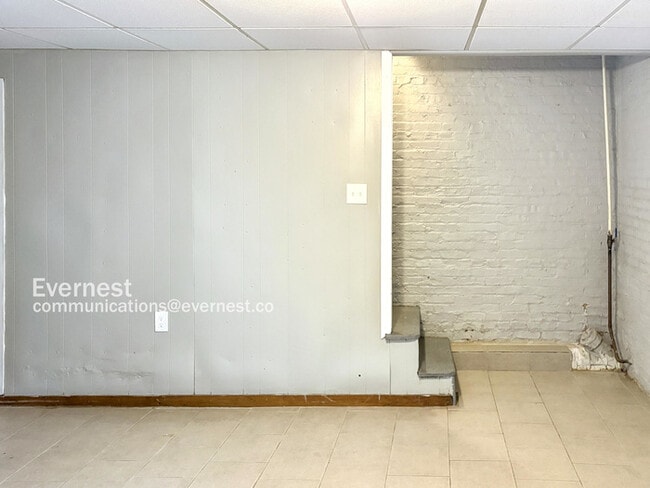 Building Photo - BALTIMORE SPECIAL! Get $200 OFF Your First Month on This 2 Bed / 2 Bath Townhome with Deck & W/D!