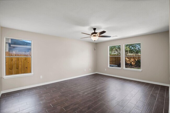 Building Photo - 29515 Legends Line Dr