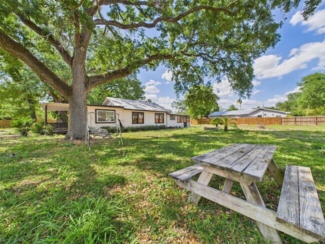 Building Photo - 348 Gordon Ave