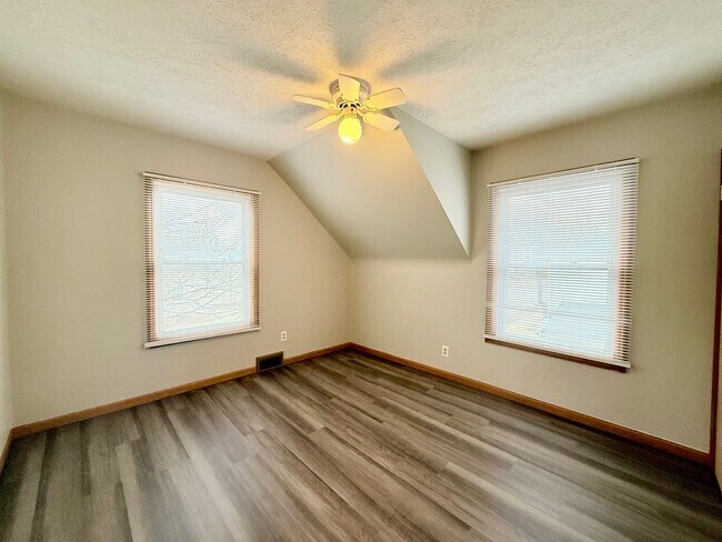 Building Photo - Stunning 3-Bedroom Home with Everything You’ve Been Looking For!