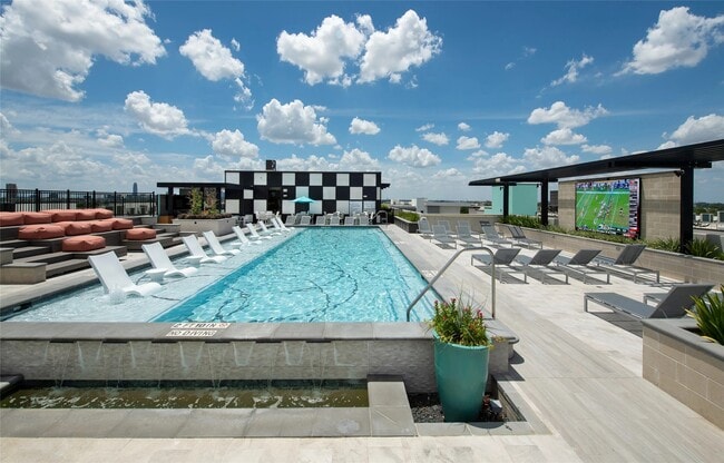 Building Photo - 1107 Shepherd Dr