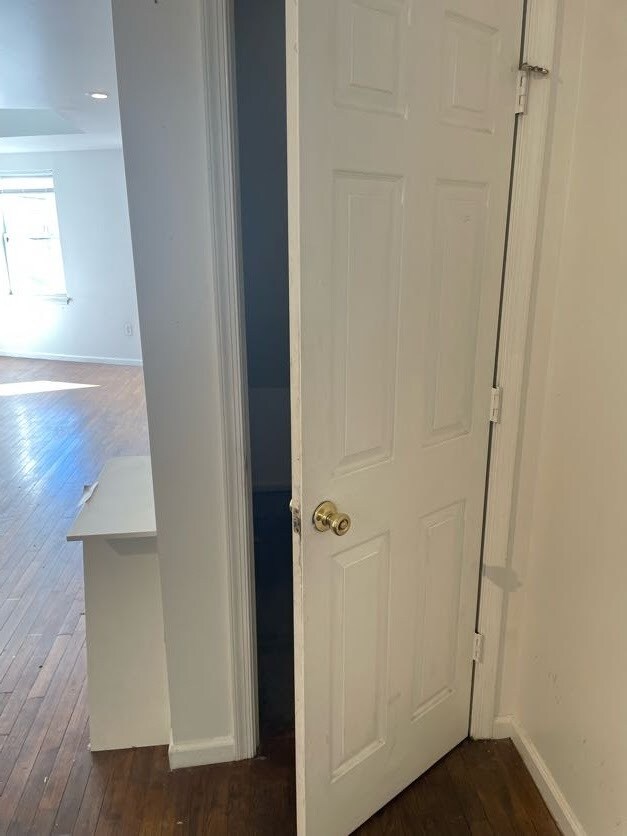 Building Photo - 928 E Passyunk Ave