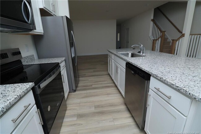 Building Photo - 45 Lavender Ln