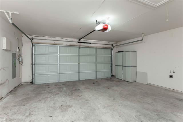 Building Photo - 2444 Elm Leaf Ln