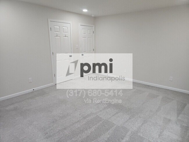 Building Photo - 2826 N Park Ave