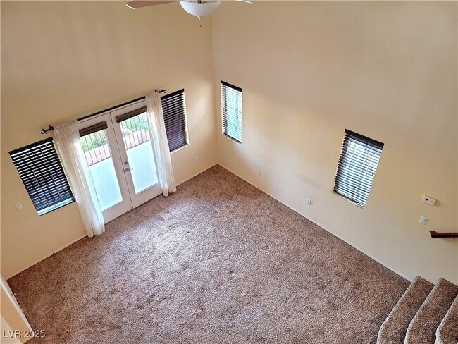 Building Photo - 6628 Chinatown St