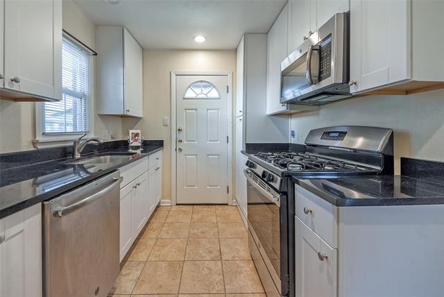 Building Photo - 10426 Fern Dr