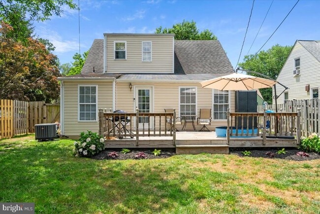 Building Photo - 2819 Summerfield Rd