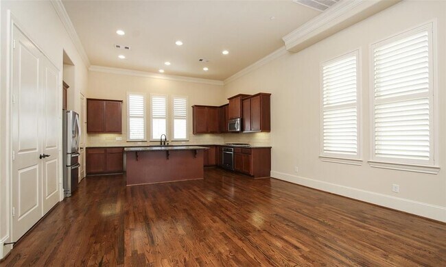 Building Photo - 2707 Cohn Garden Ln