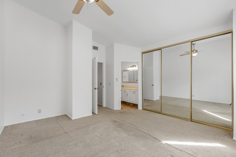 Building Photo - 7962 Mission Vista Dr